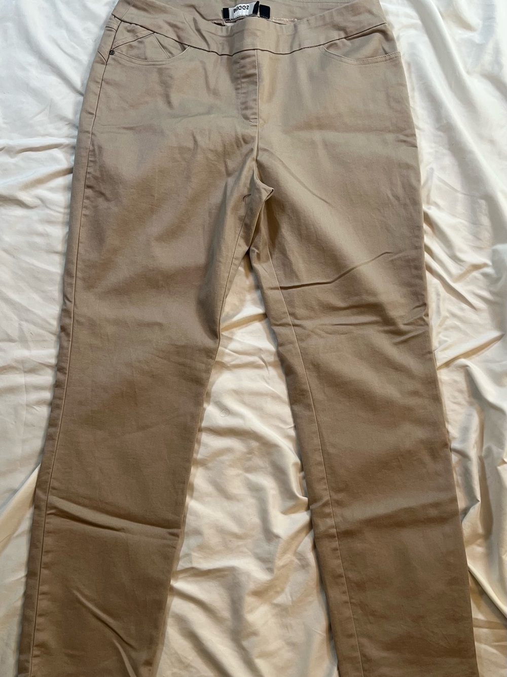 Briggs Womens Slim Fit Chino Pants in Khaki